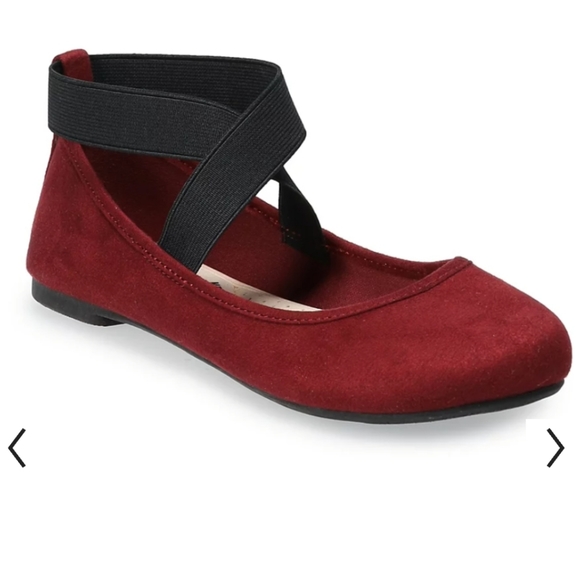 SO Seadragon Women's Flats. Burgundy. Wine. Ballerina Flats. Fancy. Girly